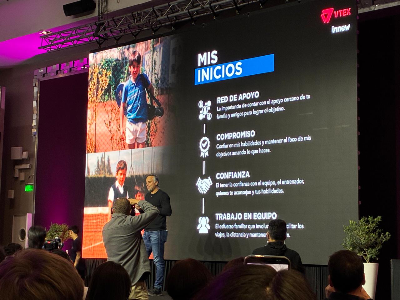 Fernando González compartiendo su experiencia en Ecommerce HUB 2026